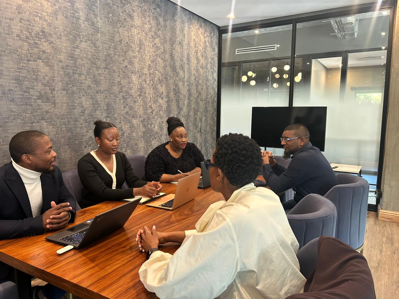 0dcef1fc-c4b2-4606-a471-5dd951f09e3e